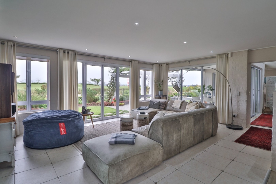 4 Bedroom Property for Sale in Kingswood Golf Estate Western Cape